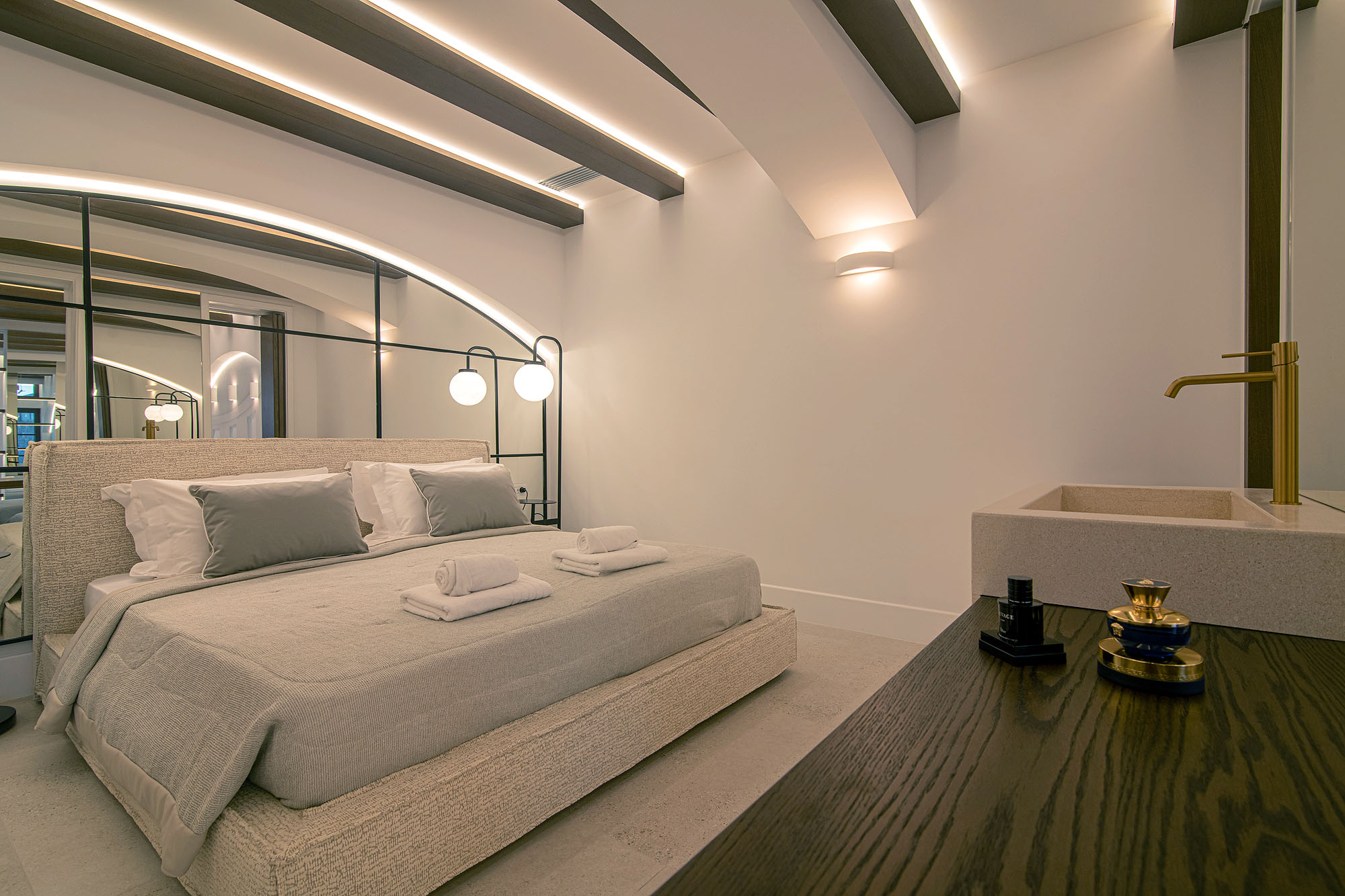 elounda riviera villa